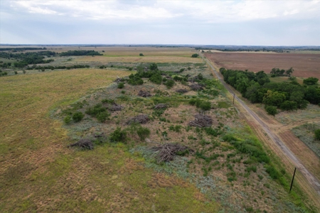 Prime Hunting & Cattle Property in Southwestern Oklahoma - image 9