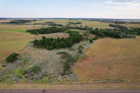 Prime Hunting & Cattle Property in Southwestern Oklahoma - image 36