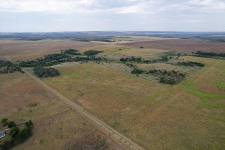 Prime Hunting & Cattle Property in Southwestern Oklahoma - image 15