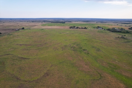 Prime Hunting & Cattle Property in Southwestern Oklahoma - image 13