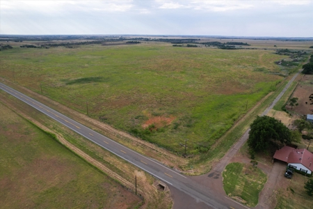 Prime Hunting & Cattle Property in Southwestern Oklahoma - image 4