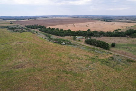 Prime Hunting & Cattle Property in Southwestern Oklahoma - image 7