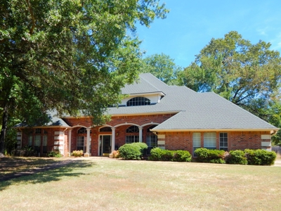 Beautiful Country Home in Beaver Creek Powderly TX - image 1