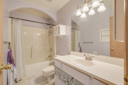 Mountain Home For Sale In The Colorado River Valley - image 16