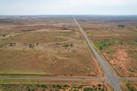 480 Acre Hunting and Cattle Ranch in Harmon County, SW OK - image 3