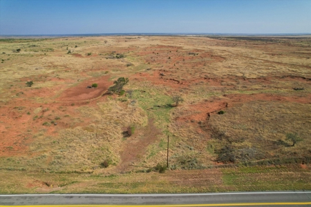 480 Acre Hunting and Cattle Ranch in Harmon County, SW OK - image 5