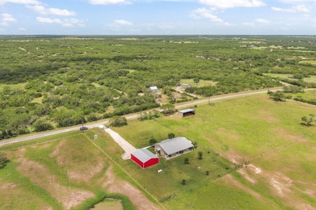 Country Home on 14 Acres, Live Oak County!! - image 34