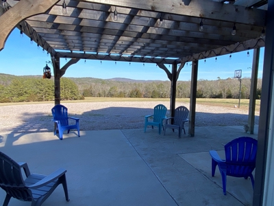 50 acre country home with view - image 10