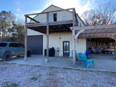 50 acre country home with view - image 6