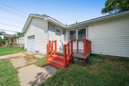 Pryor, Oklahoma Home For Sale - image 3