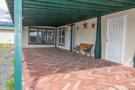 Off-grid Home with Guest Quarters on a Paved Rd for Sale - image 3