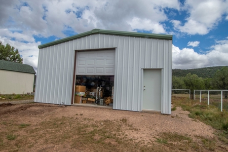Off-grid Home with Guest Quarters on a Paved Rd for Sale - image 25