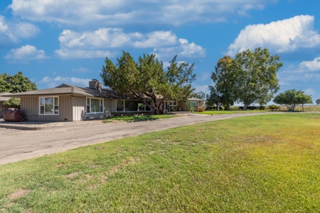 Colusa, California 10 Acre Ranches with Large Home for Sale - image 30
