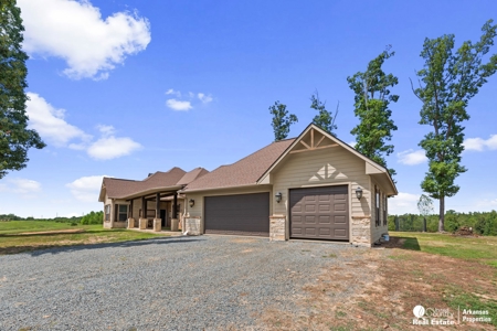 Custom build home with acreage and pond for sale in Arkansas - image 31