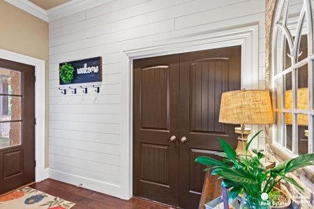 Custom build home with acreage and pond for sale in Arkansas - image 20