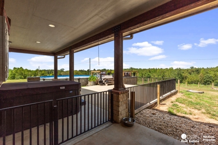 Custom build home with acreage and pond for sale in Arkansas - image 21