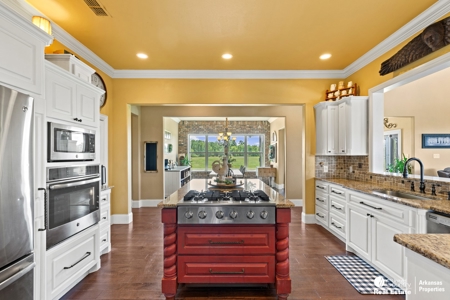 Custom build home with acreage and pond for sale in Arkansas - image 10