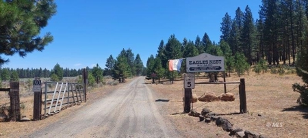 Eagle’s Nest RV Park For Sale, 20 Spaces & Clubhouse - image 1
