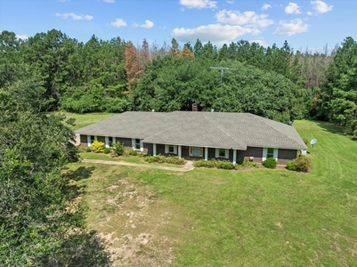 Spacious Renovated Home with Acreage in Liberty, MS - image 44