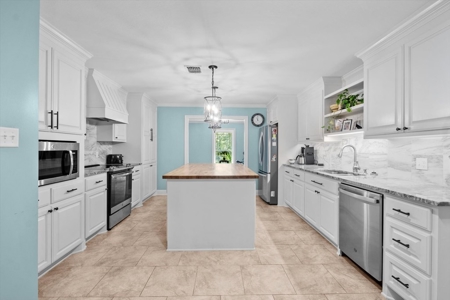 Spacious Renovated Home with Acreage in Liberty, MS - image 17