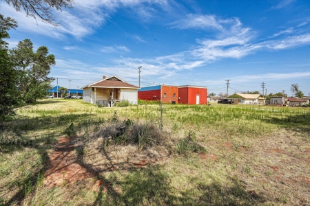 Commercial Bldg for Sale & Residential Lot in Burns Flat, OK - image 33