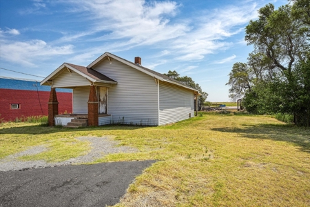Commercial Bldg for Sale & Residential Lot in Burns Flat, OK - image 21