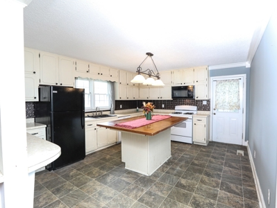 Home in town for sale in Liberty, KY PRICE REDUCED !! - image 16