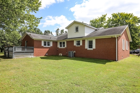 Home in town for sale in Liberty, KY PRICE REDUCED !! - image 5