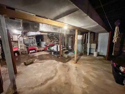 Historic Albia Iowa Home For Sale - image 27