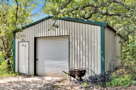 Henderson County Texas Legacy Farm For Sale Near Athens TX - image 46