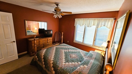 Lakefront Condo with Stunning Kerr Lake Views! - image 20