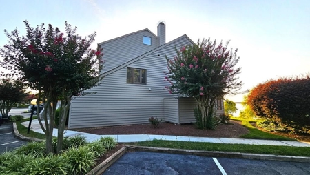 Lakefront Condo with Stunning Kerr Lake Views! - image 1