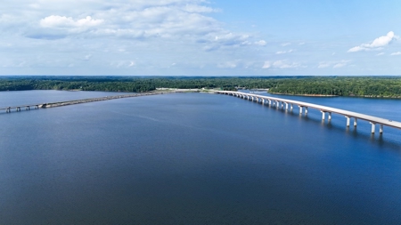 Lakefront Condo with Stunning Kerr Lake Views! - image 40