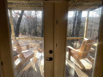 Country Home for Sale in Lewis County, Tennessee - image 9