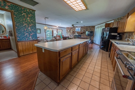 Chiefland Country Home For Sale! - image 31
