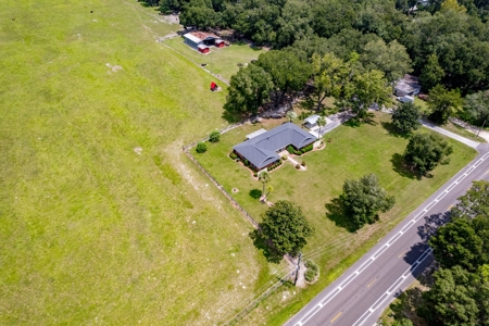 Chiefland Country Home For Sale! - image 18