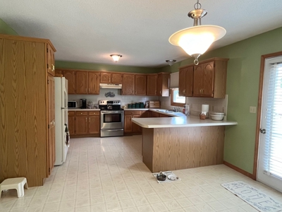 For sale move in ready home Chillicothe, MO - image 9