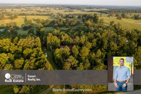Shop House and Land for Sale in Oregon County Missouri - image 15