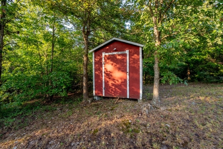 Hunting Land and Cabins in the Southern Missouri Ozarks - image 11