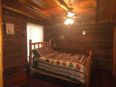 Country Home on 5 ± Acres for Sale in Moyers, OK - image 32