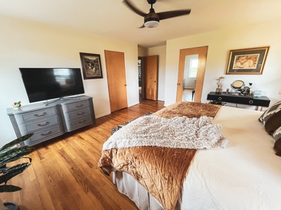Gorgeous Home With Acreage On Outskirts Of Lewistown - image 12