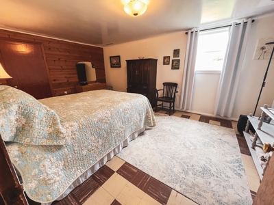 Gorgeous Home With Acreage On Outskirts Of Lewistown - image 31