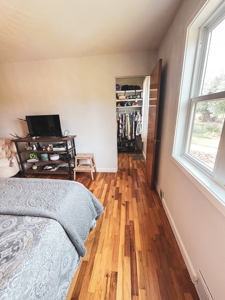 Gorgeous Home With Acreage On Outskirts Of Lewistown - image 16