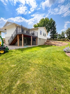 Gorgeous Home With Acreage On Outskirts Of Lewistown - image 46