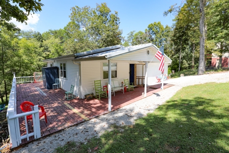Cumberland Riverfront home for sale in Somerset Kentucky - image 41