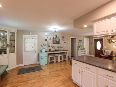 Cumberland Riverfront home for sale in Somerset Kentucky - image 7