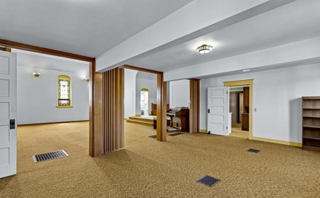 Versatile Church Property - image 6