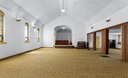 Versatile Church Property - image 8