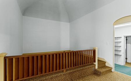 Versatile Church Property - image 4