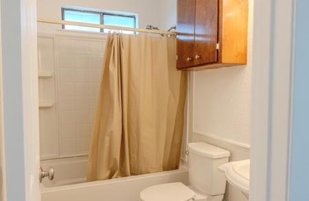 Serene Country Living 3 Bedroom/ 2 Bathroom  in Taft, TX - image 19